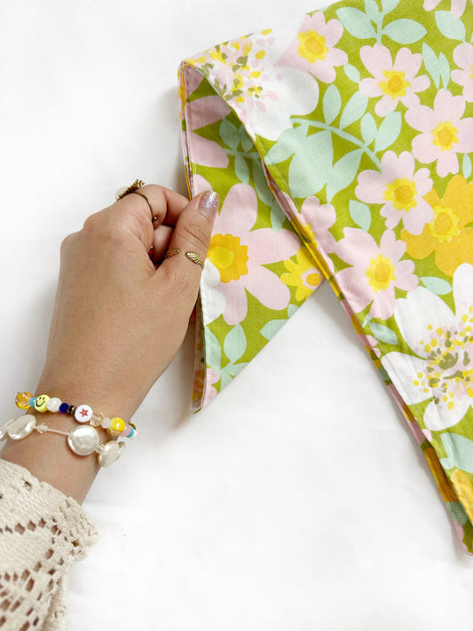 Bandana & neck scarf in Flower Power