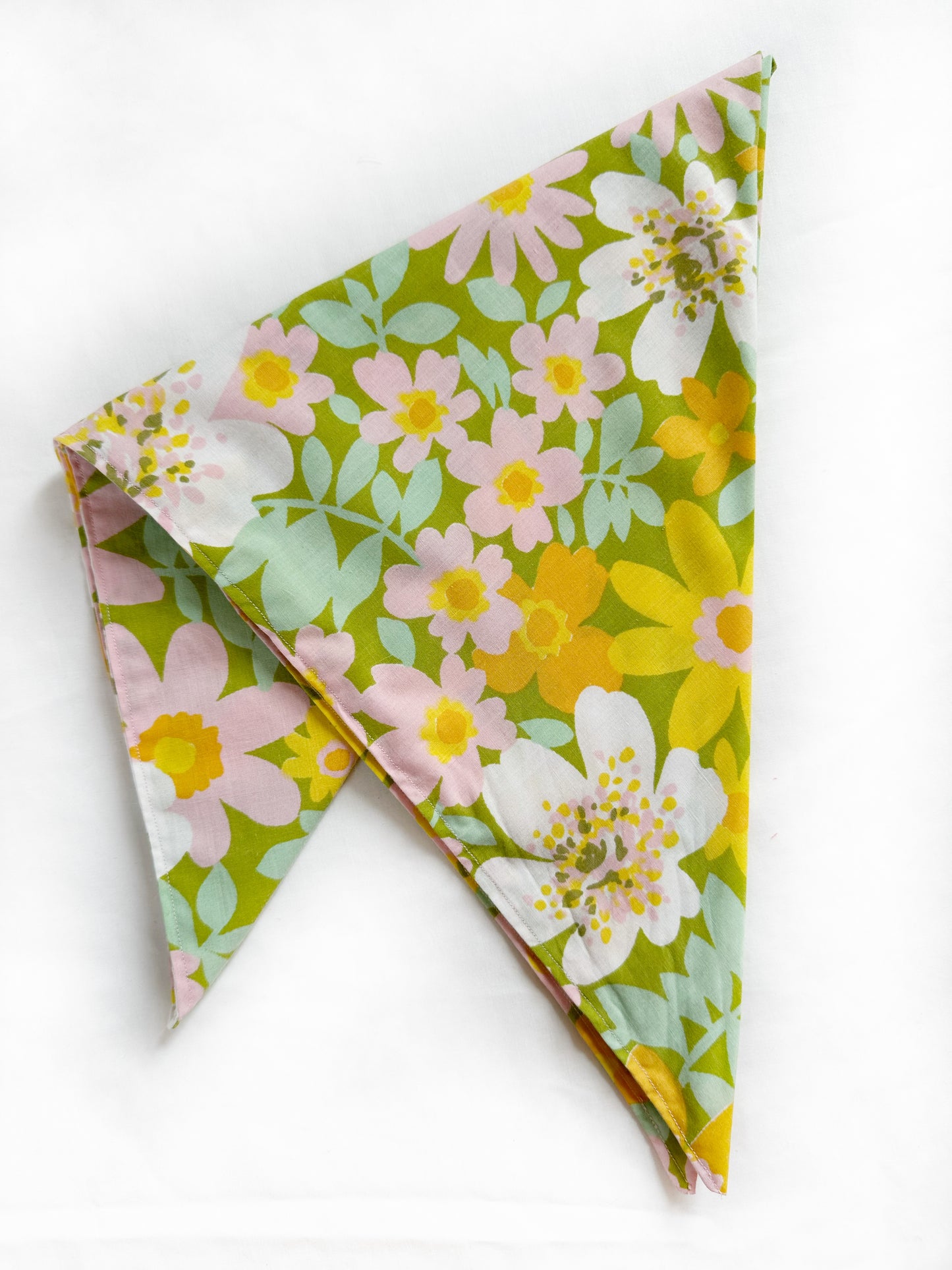 Bandana & neck scarf in Flower Power