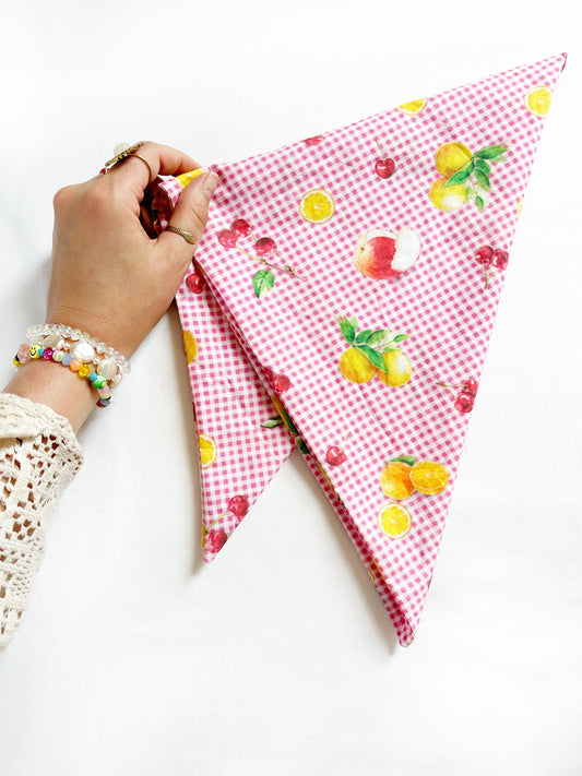 Bandana & neck scarf in gingham fruit print