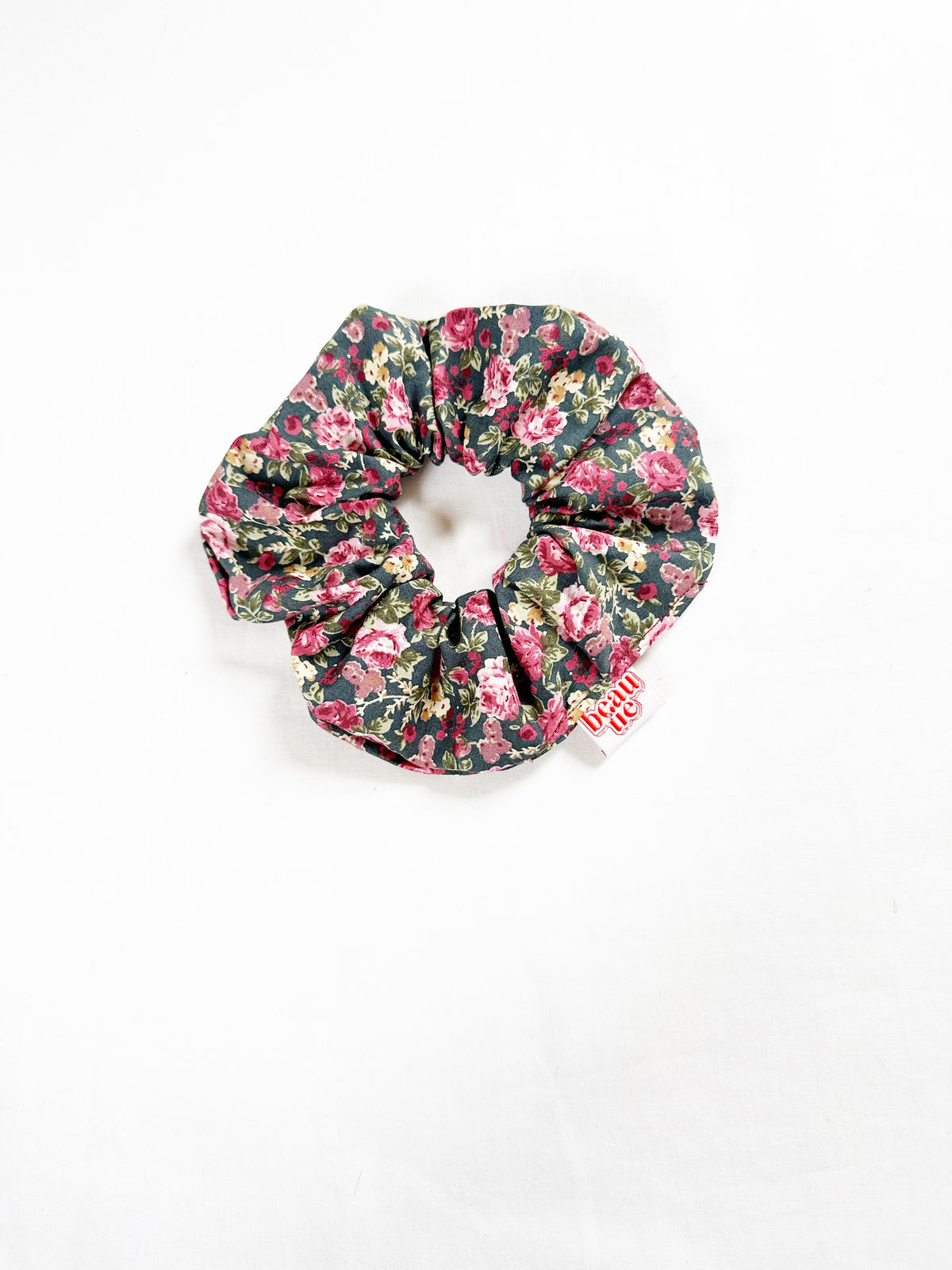 OG scrunchie in ditsy rose cotton
