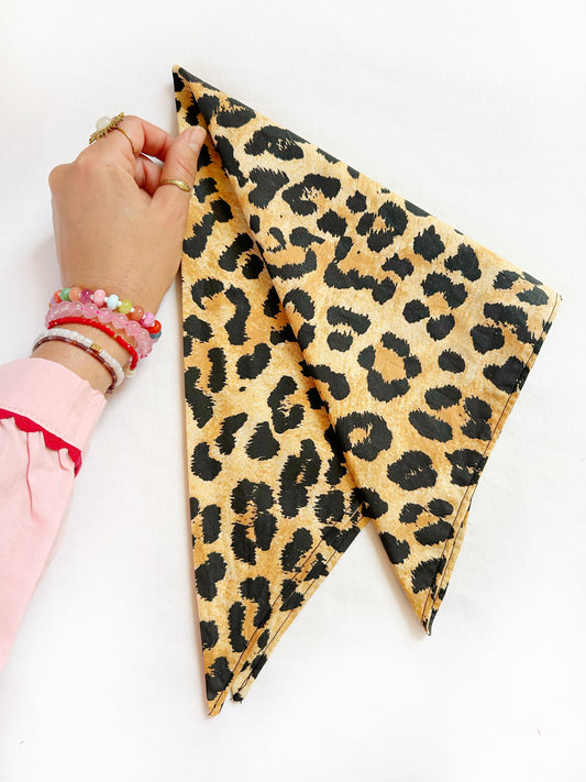 Bandana & neck scarf in leopard print