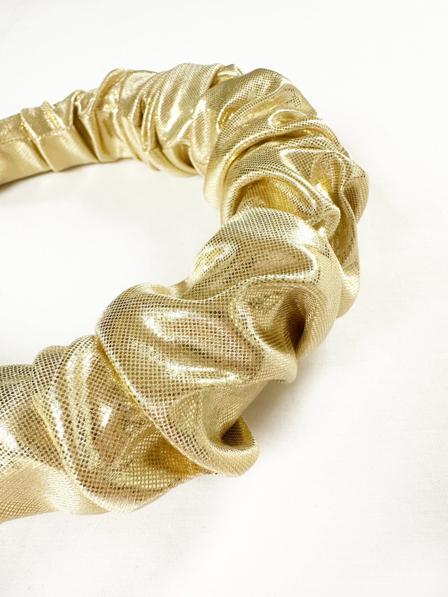 Ruffle Headband in gold shimmer
