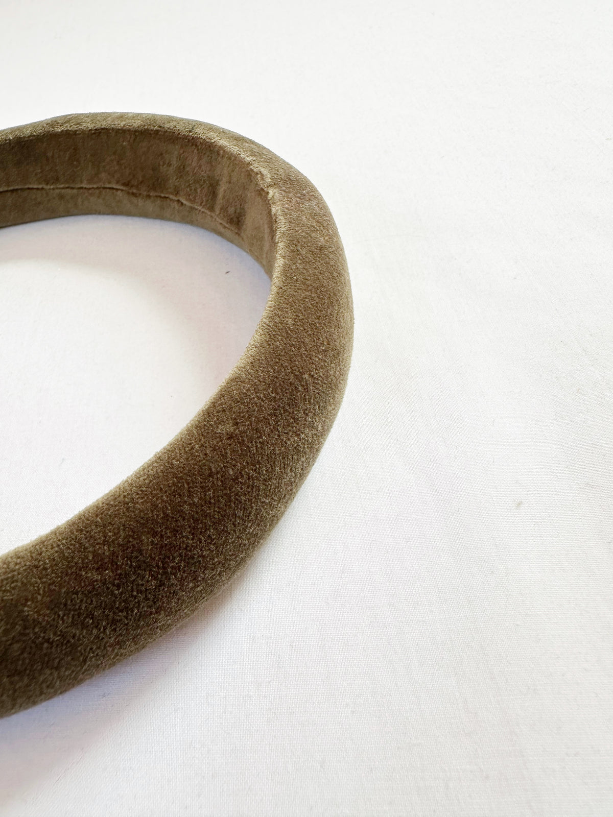 Classic Headband in olive velvet