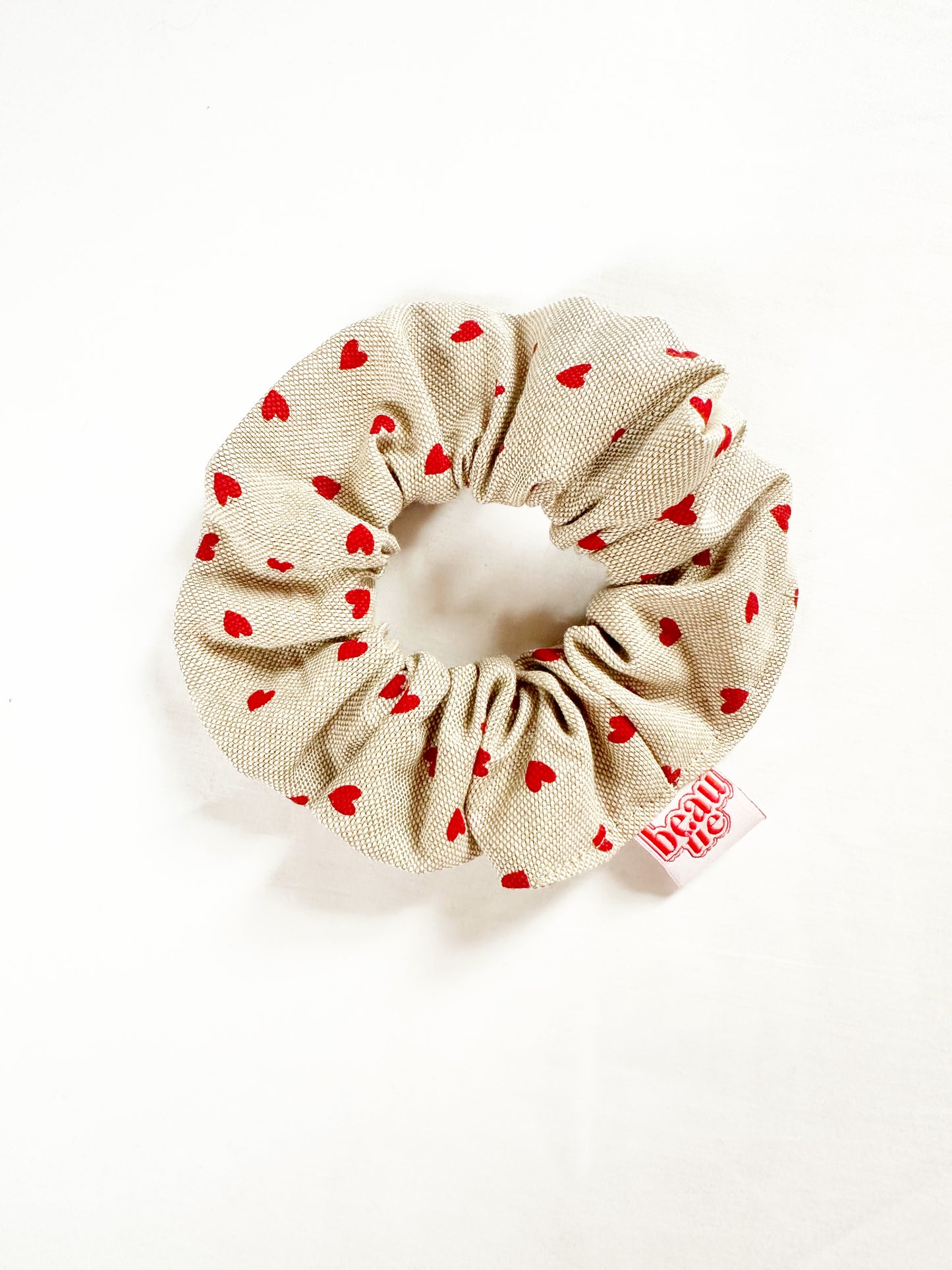 OG scrunchie in small heart print linen