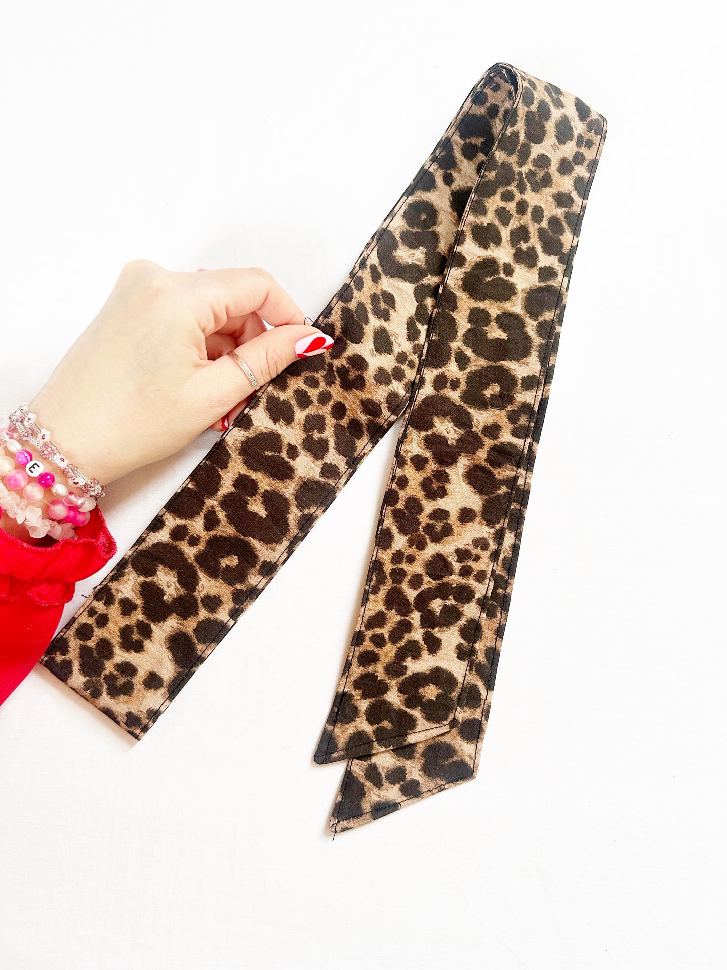 VersaTie hair & neck tie in leopard print