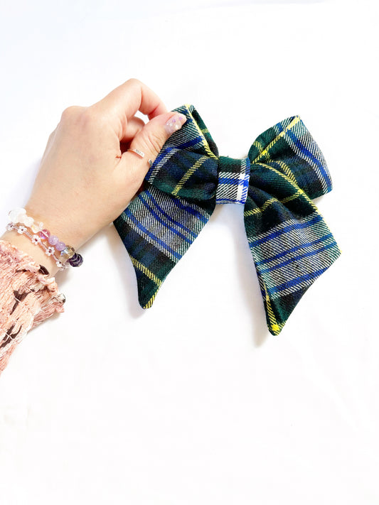 Hair Bow in navy tartan