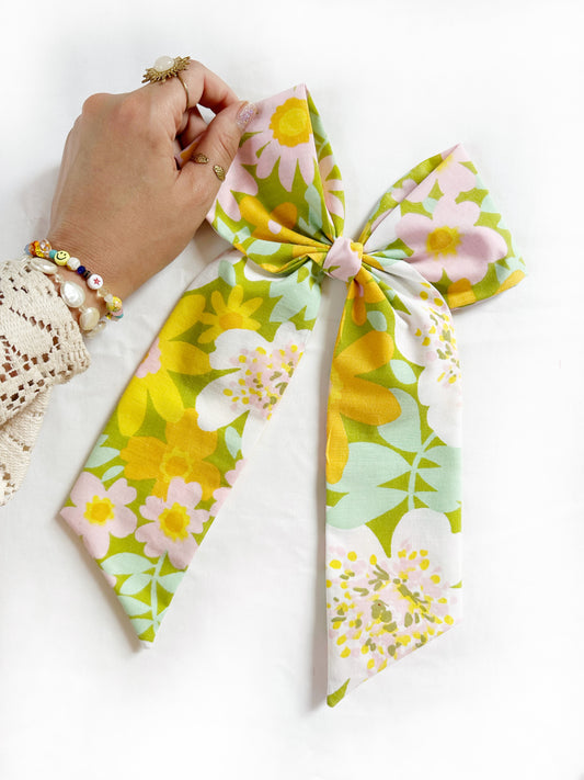 The Power Hair Bow in Flower Power