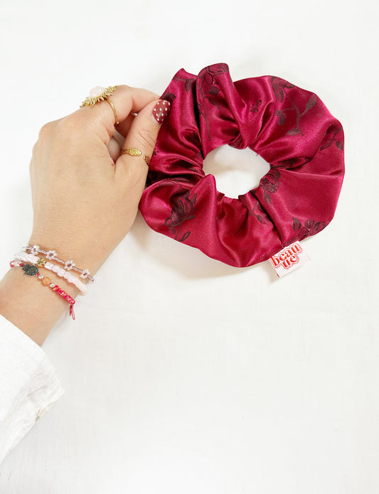 OG scrunchie in silky rose
