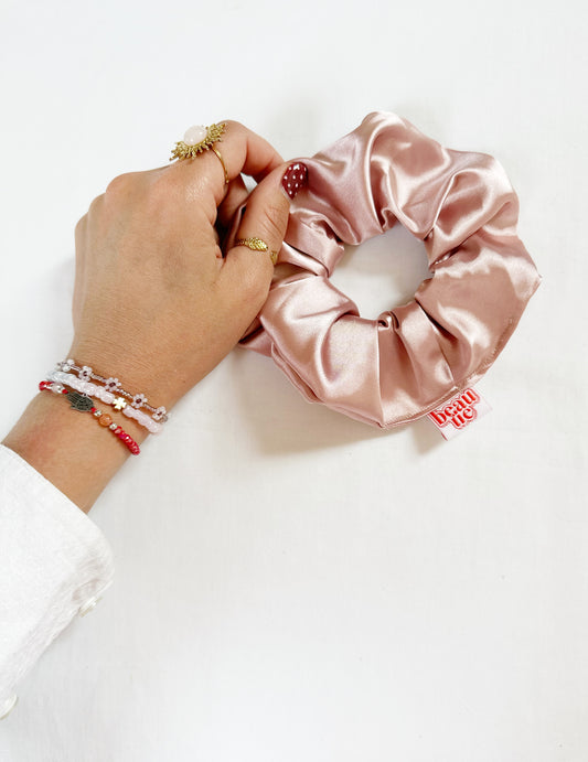 OG scrunchie in ballet pink silk