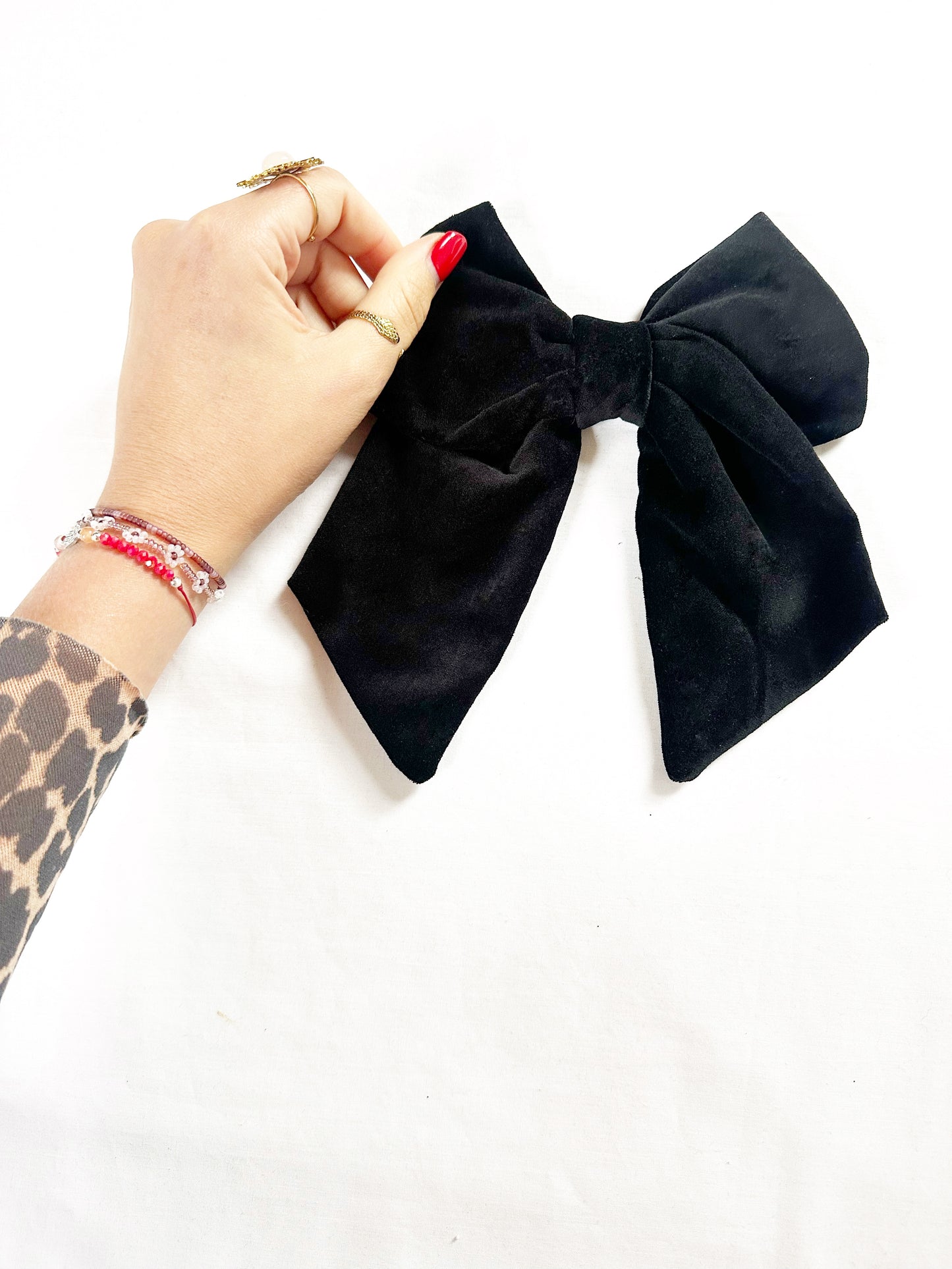 Hair Bow in black velvet