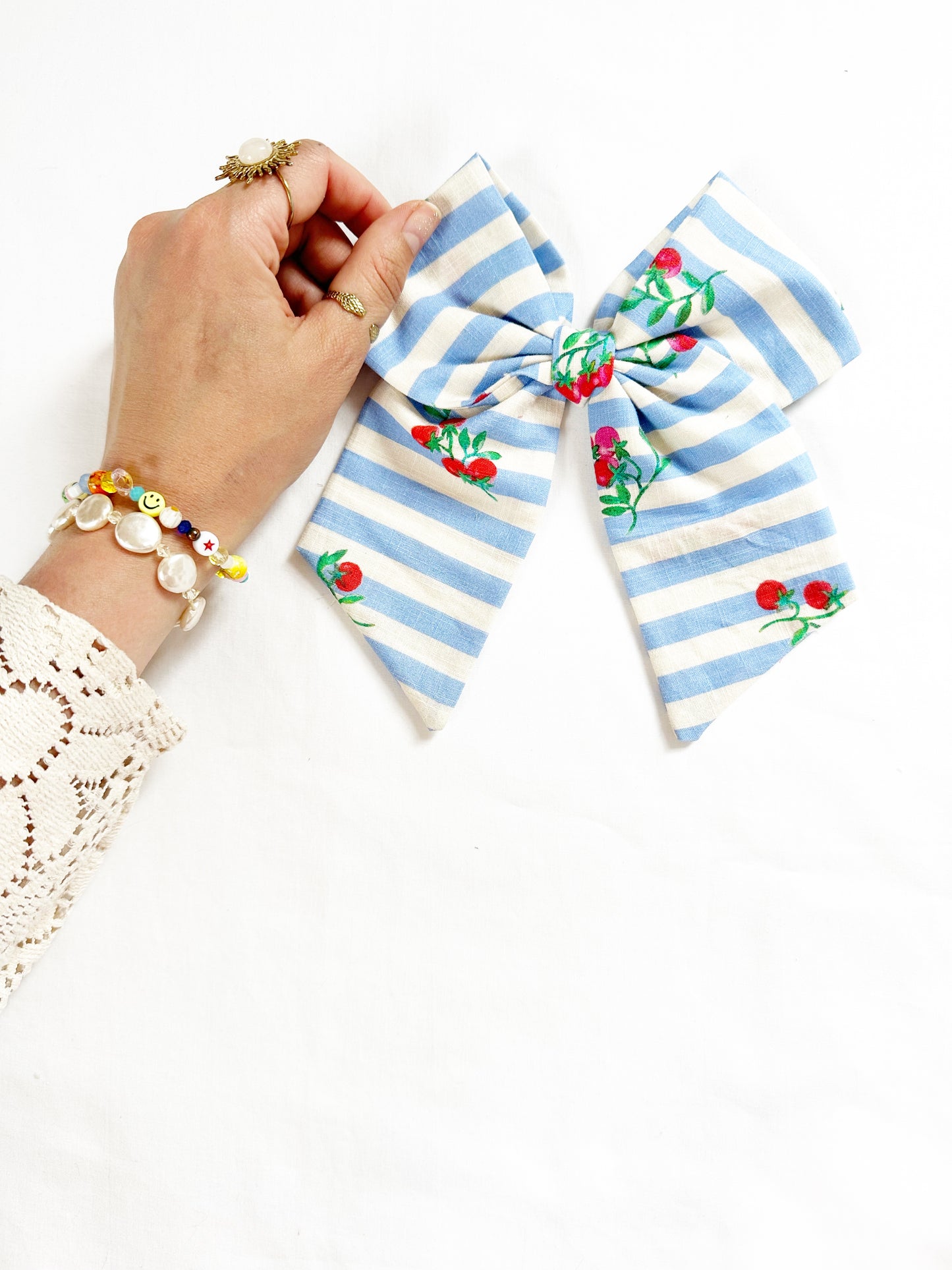 Beau hair bow in tomato & stripes