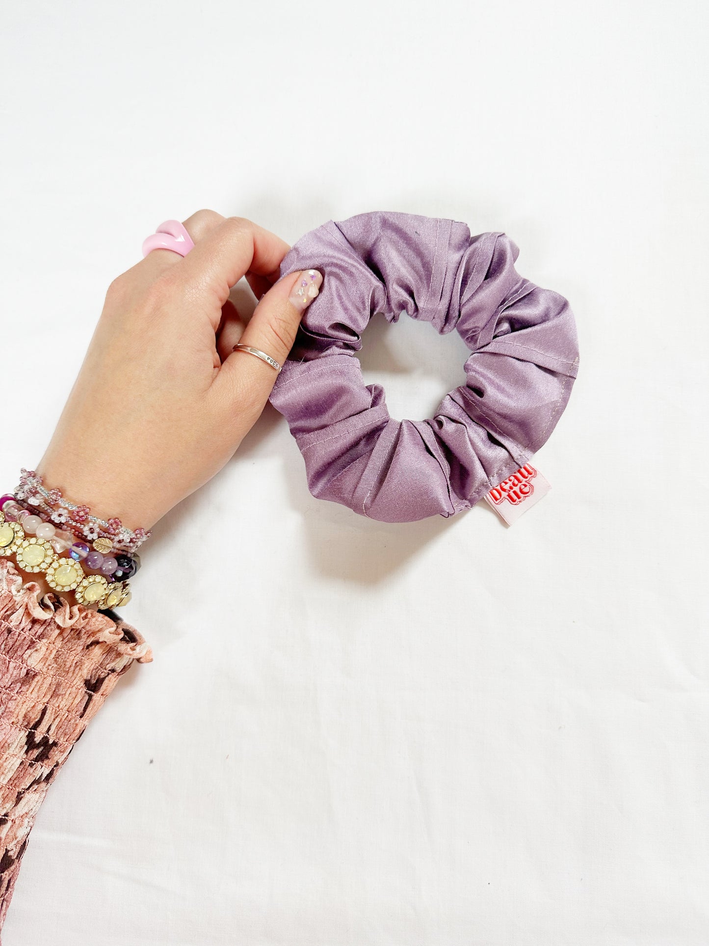 OG scrunchie in pleated lilac silk