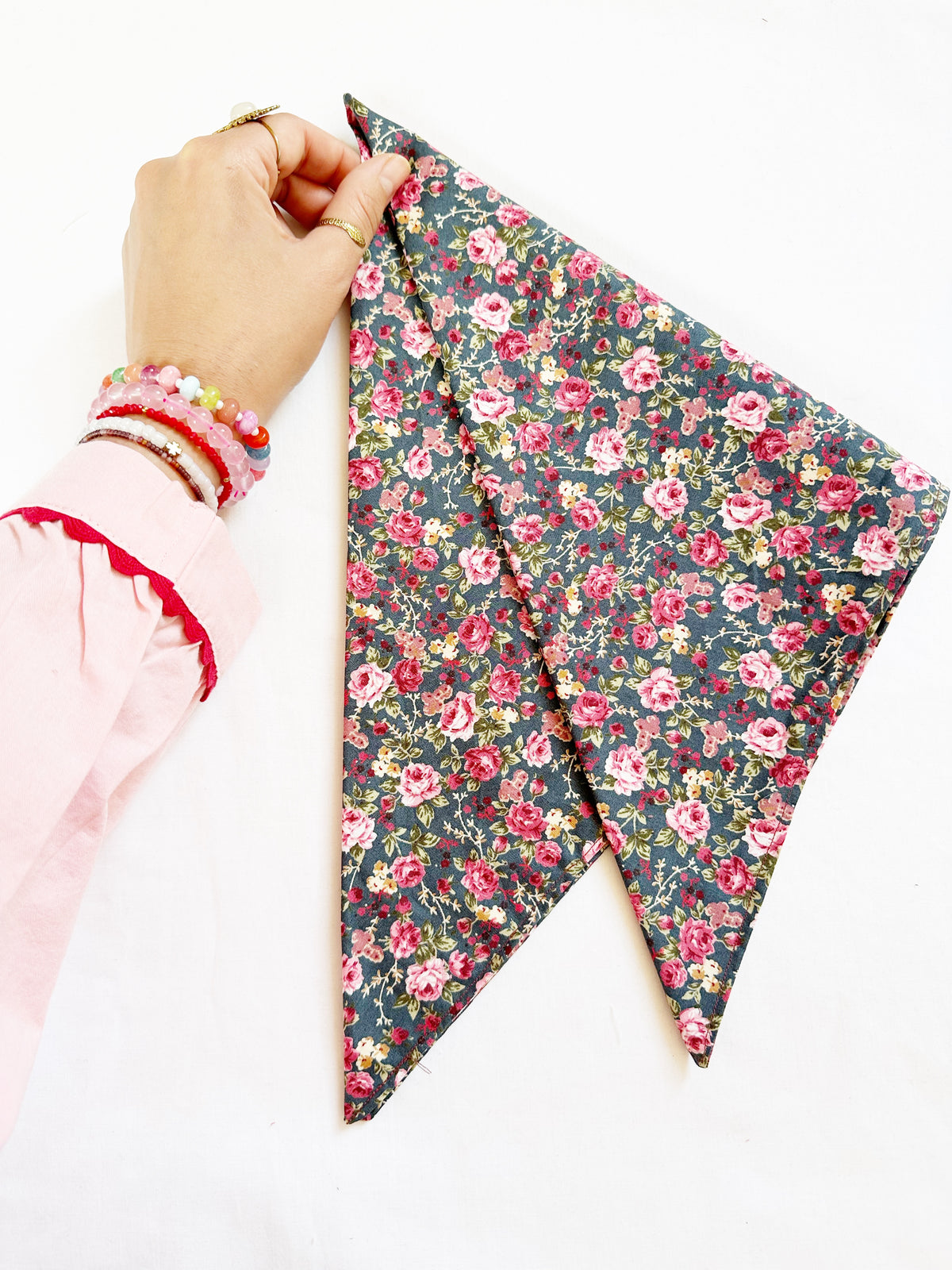 Bandana & neck scarf in ditsy rose
