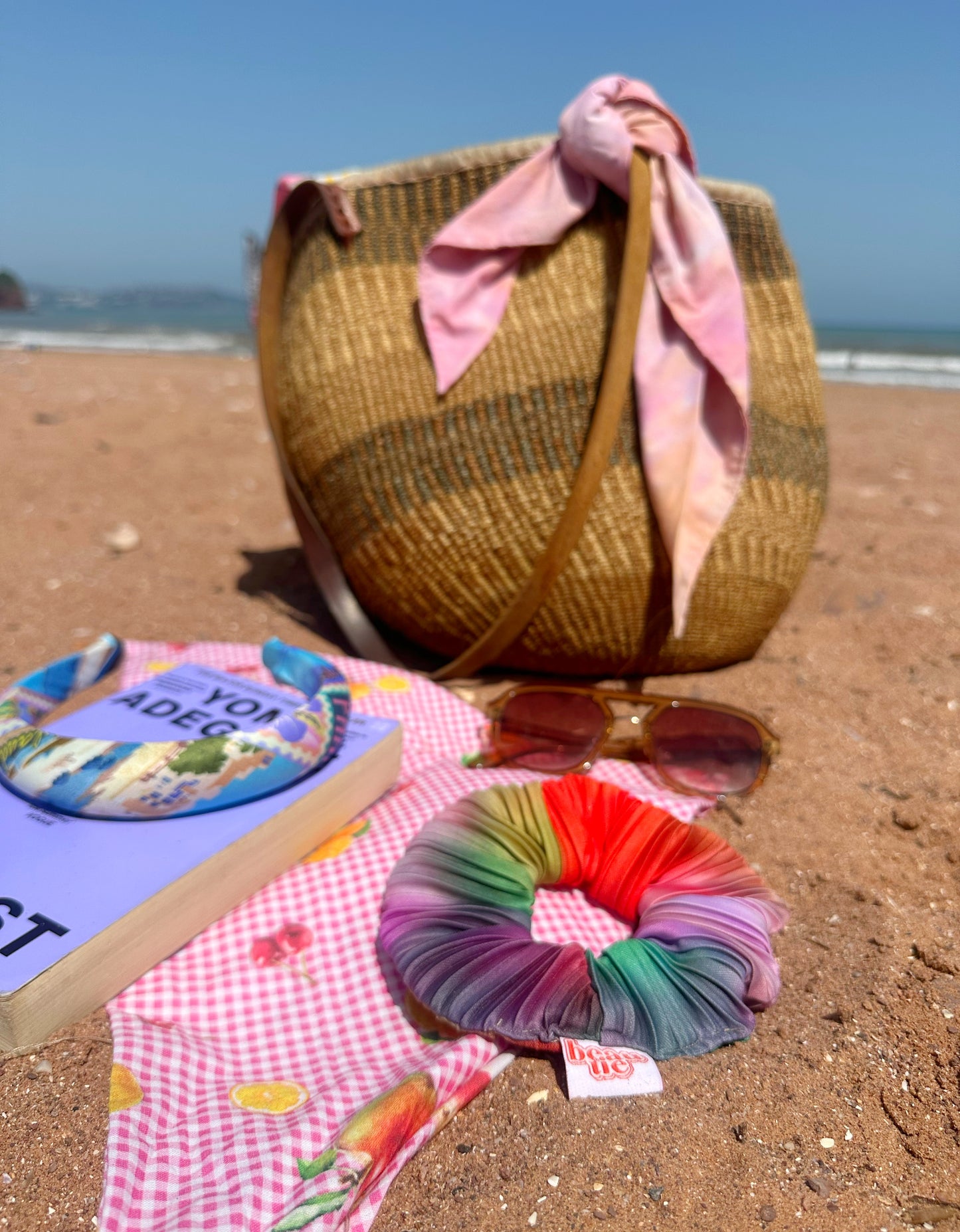 OG scrunchie in multicolour plisse