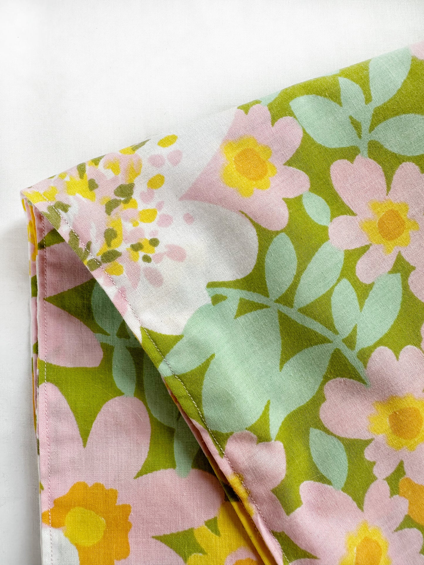 Bandana & neck scarf in Flower Power