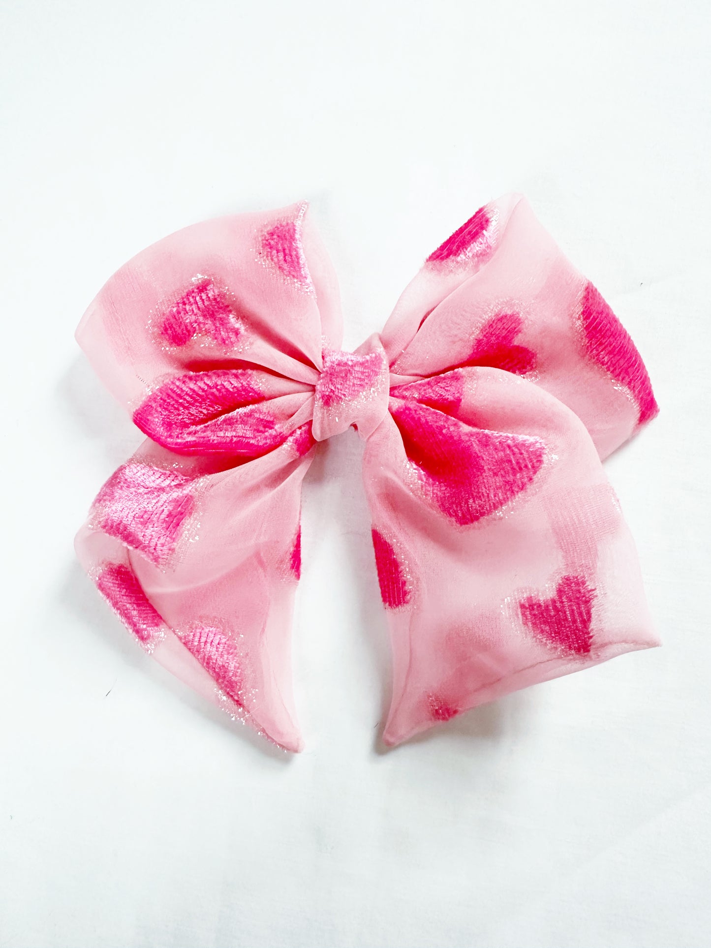 Beau hair bow in sheer pink heart