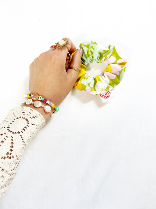 Mini scrunchie in flower power