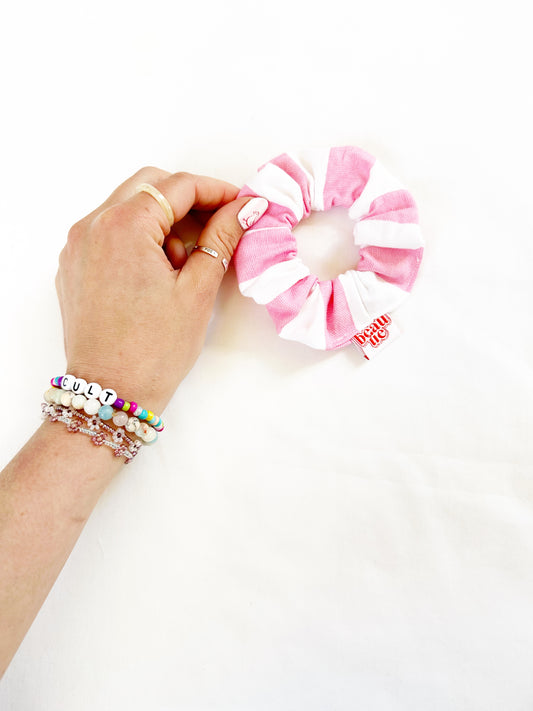 Mini scrunchie in Penny candy stripe