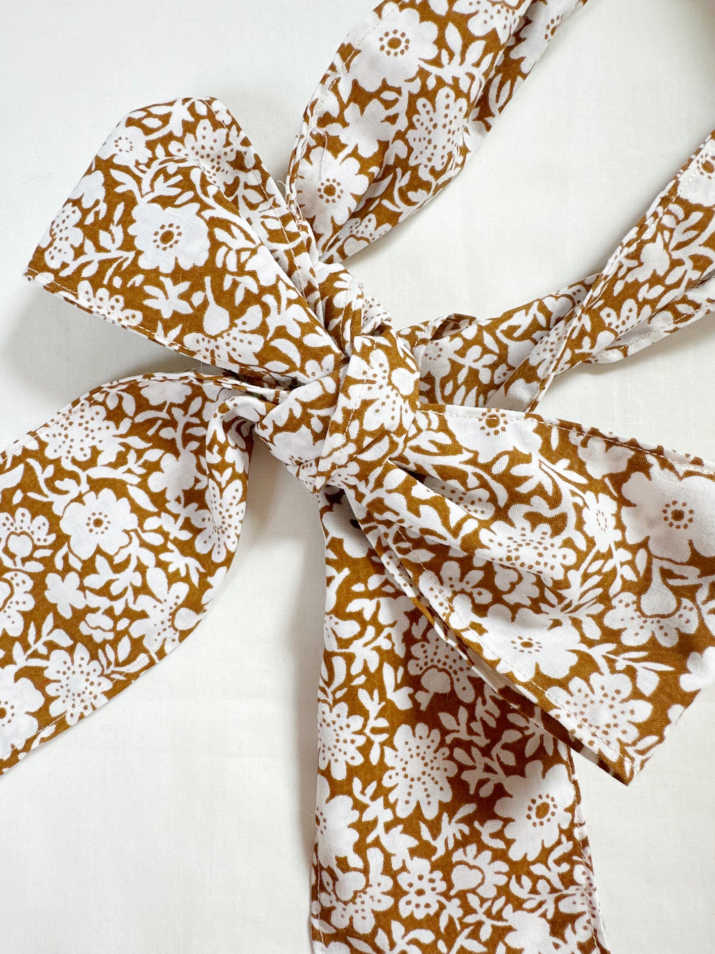 VersaTie hair & neck tie in brown and white floral