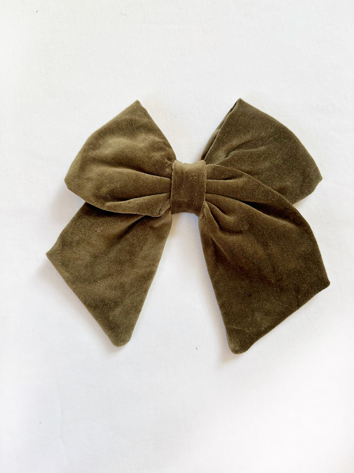 Beau hair bow in olive green velvet