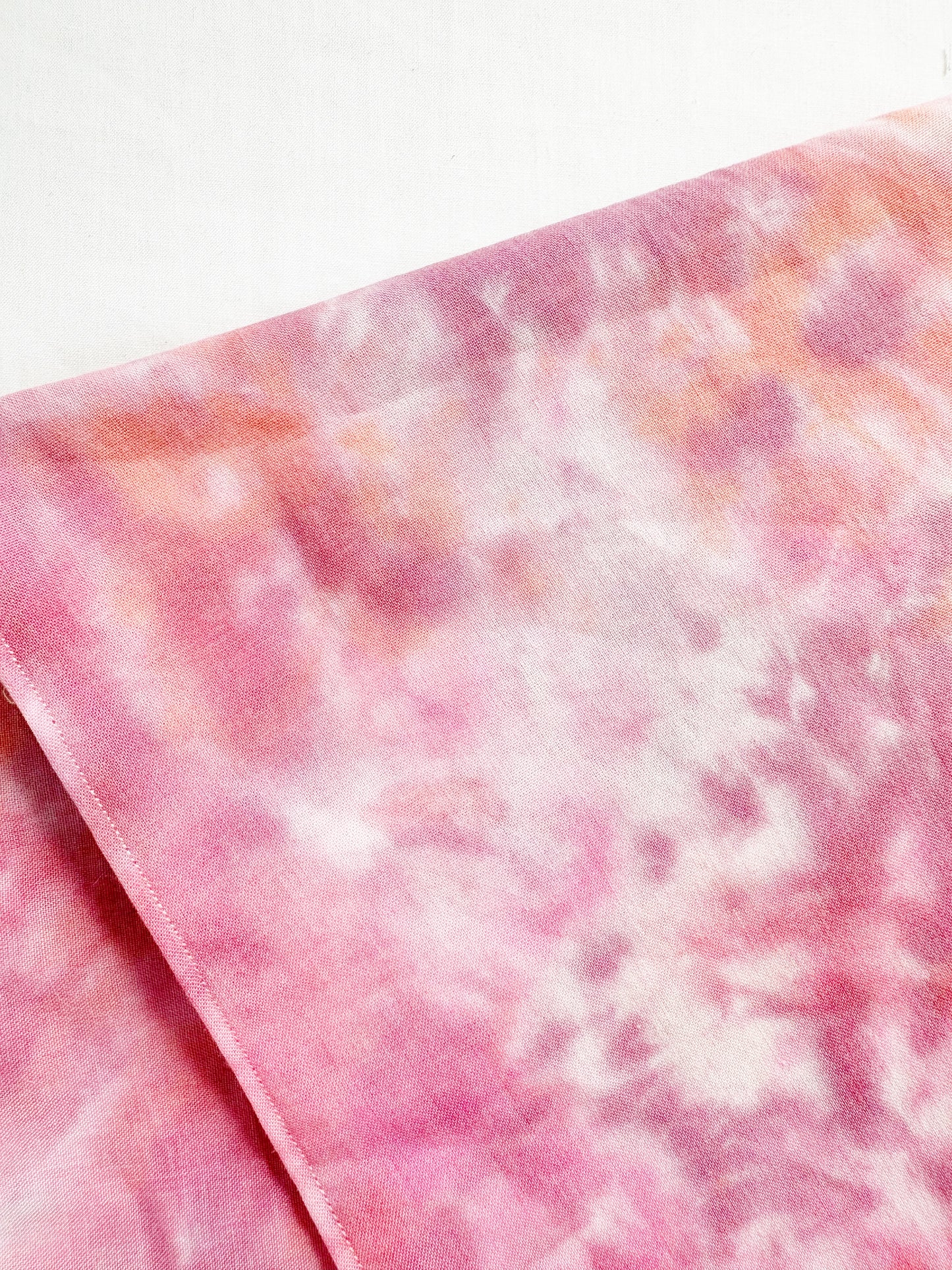 Bandana & neck scarf in pink tie dye