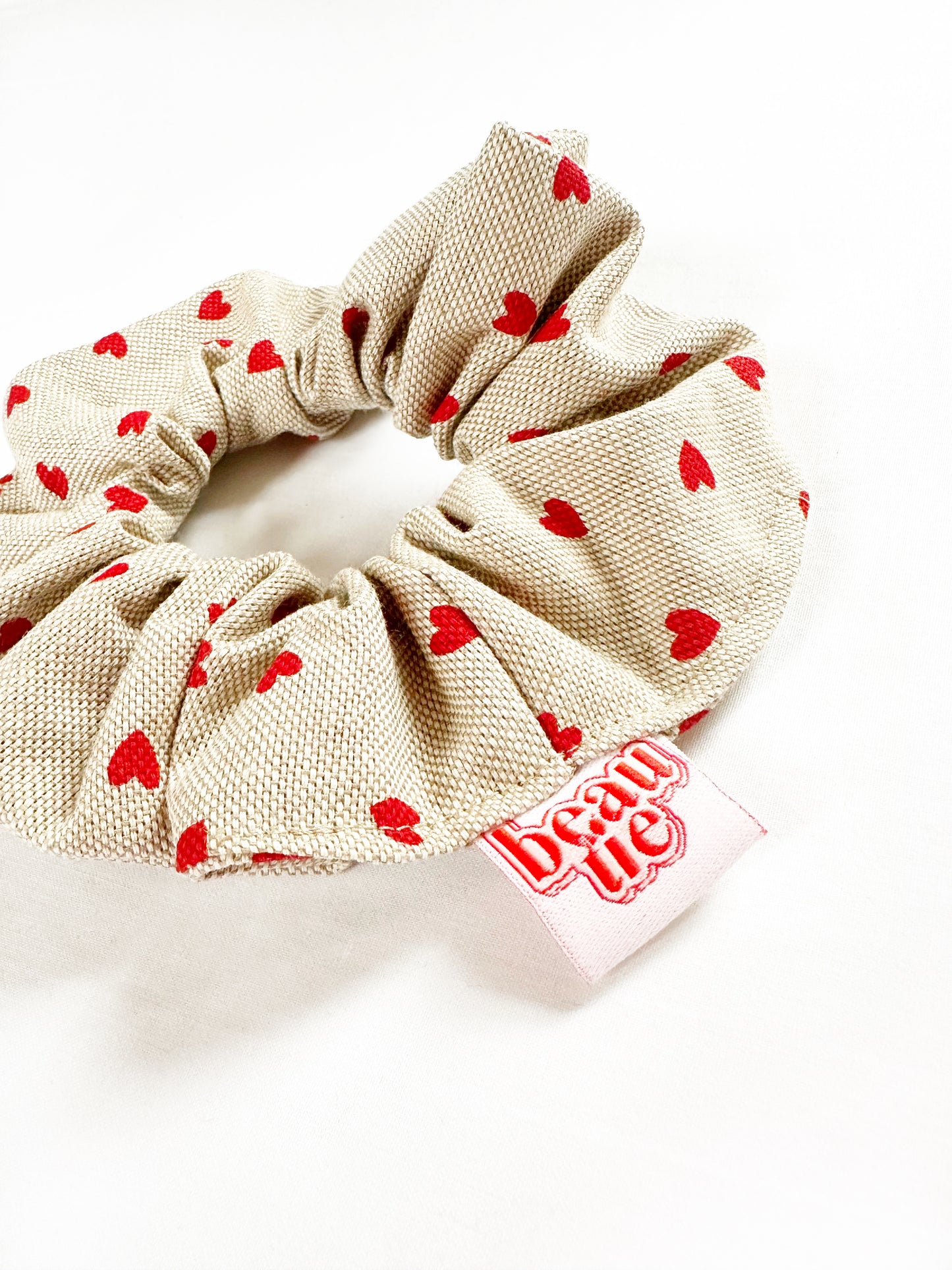 OG scrunchie in small heart print linen