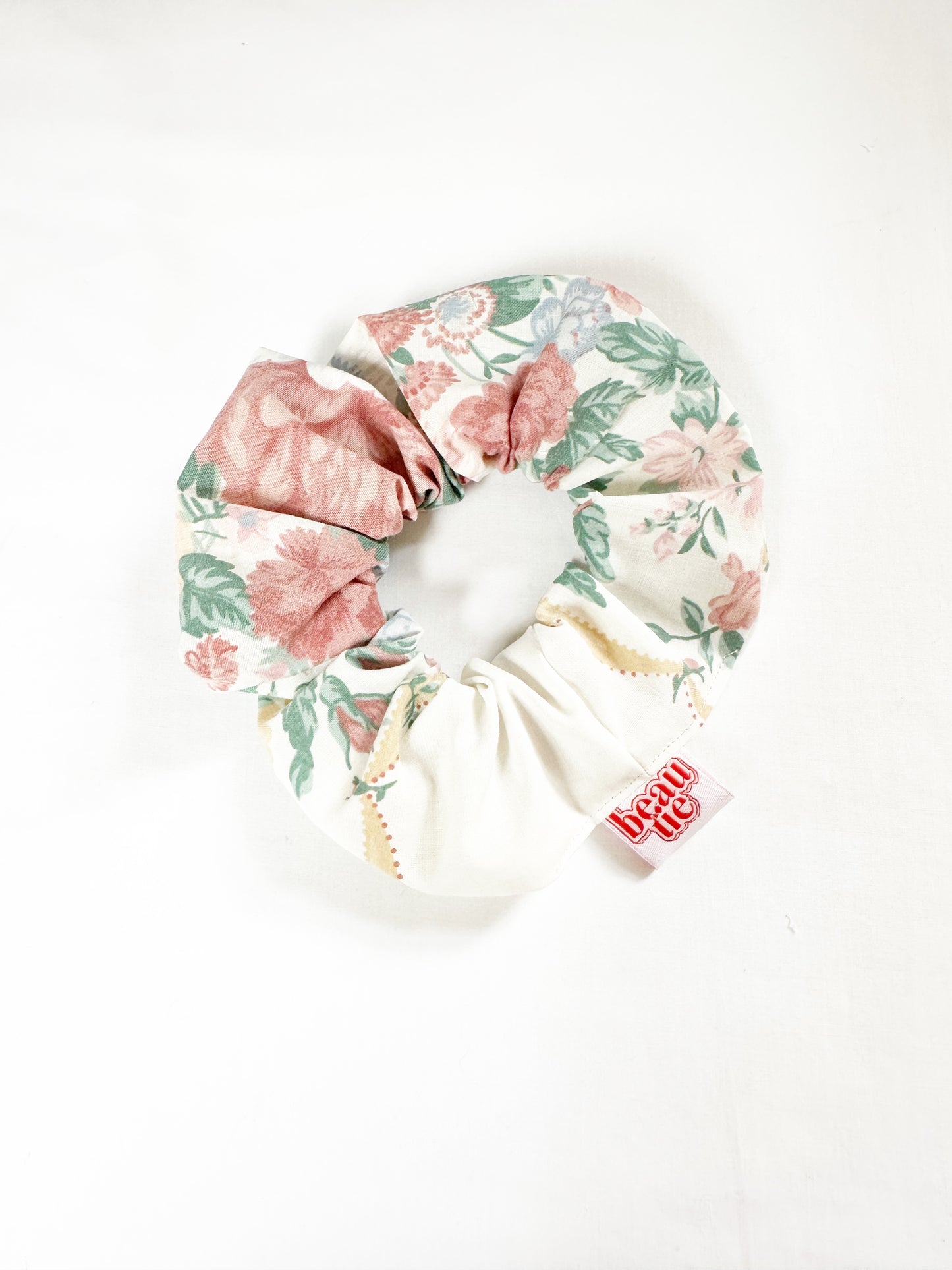 OG scrunchie in vintage floral cotton