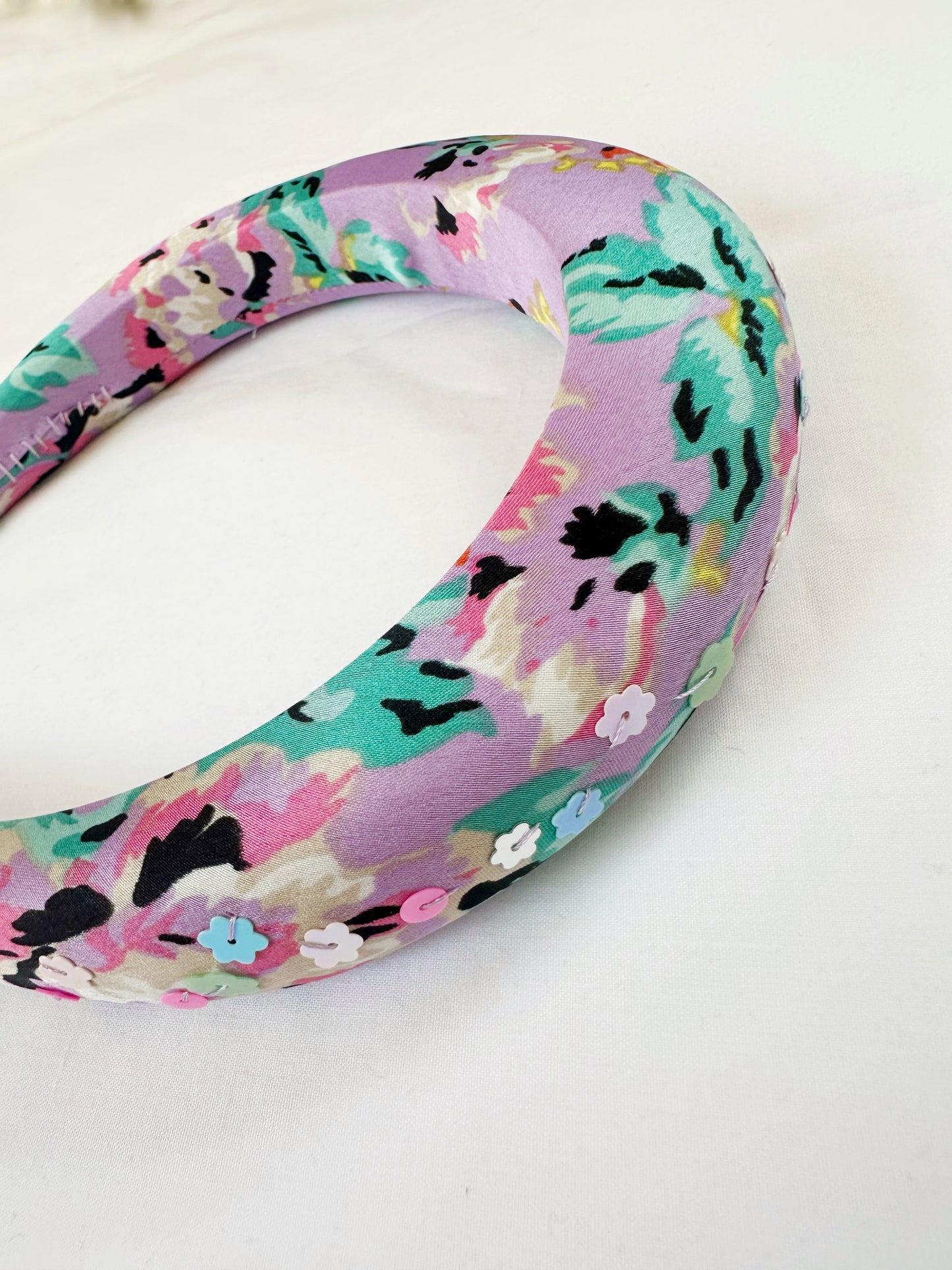 The Emma - Padded Headband in lilac floral silky with flower sequins