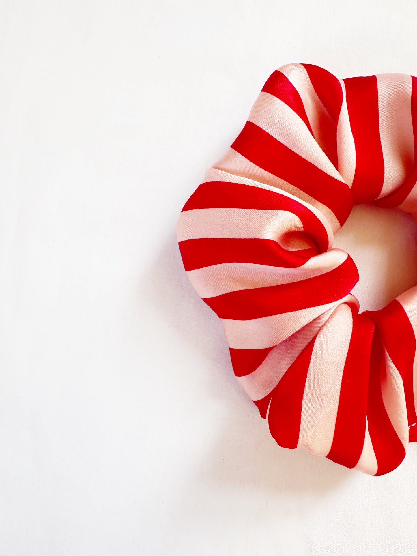 OG scrunchie in red and pink stripe