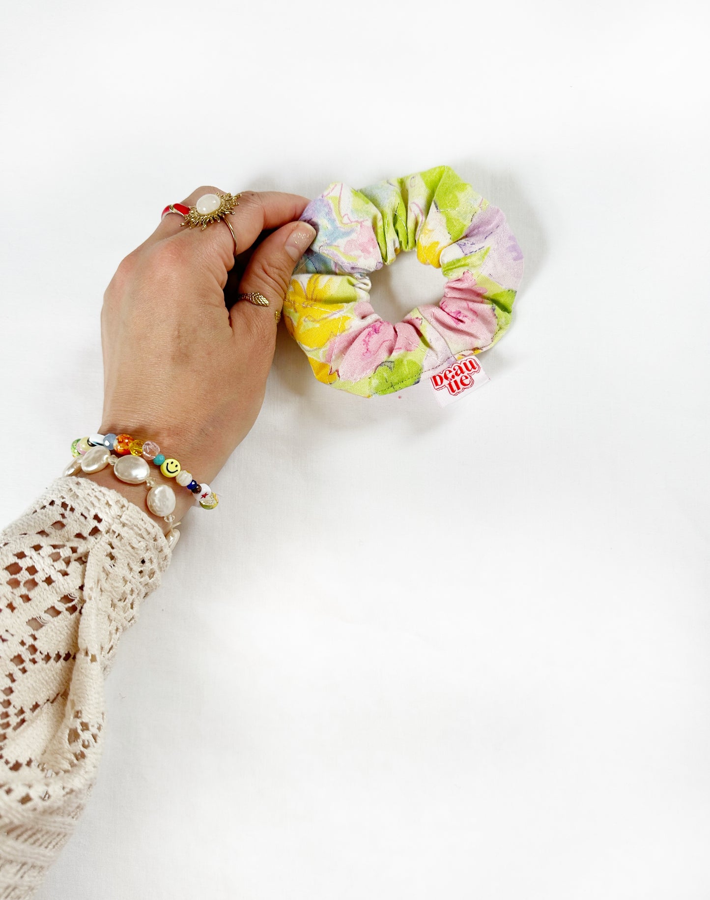 Mini scrunchie in quilted floral