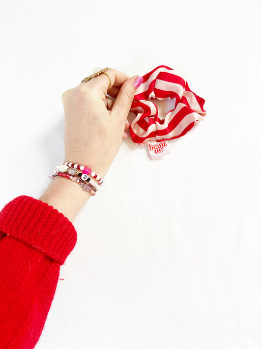 Mini scrunchie in pink and red stripe