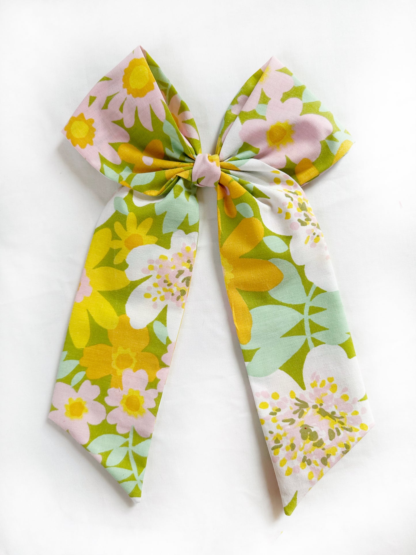 The Power Hair Bow in Flower Power
