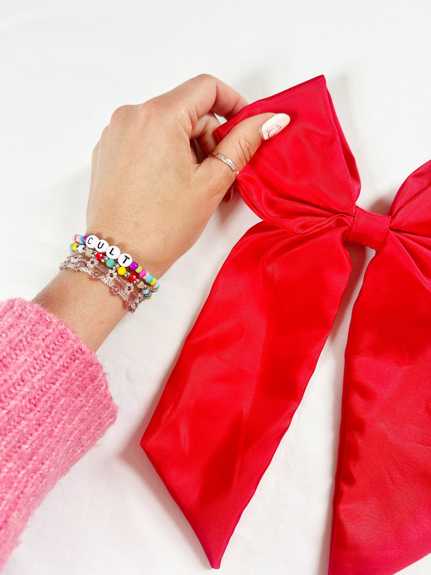 POWER Hair Bow in lipstick red silk