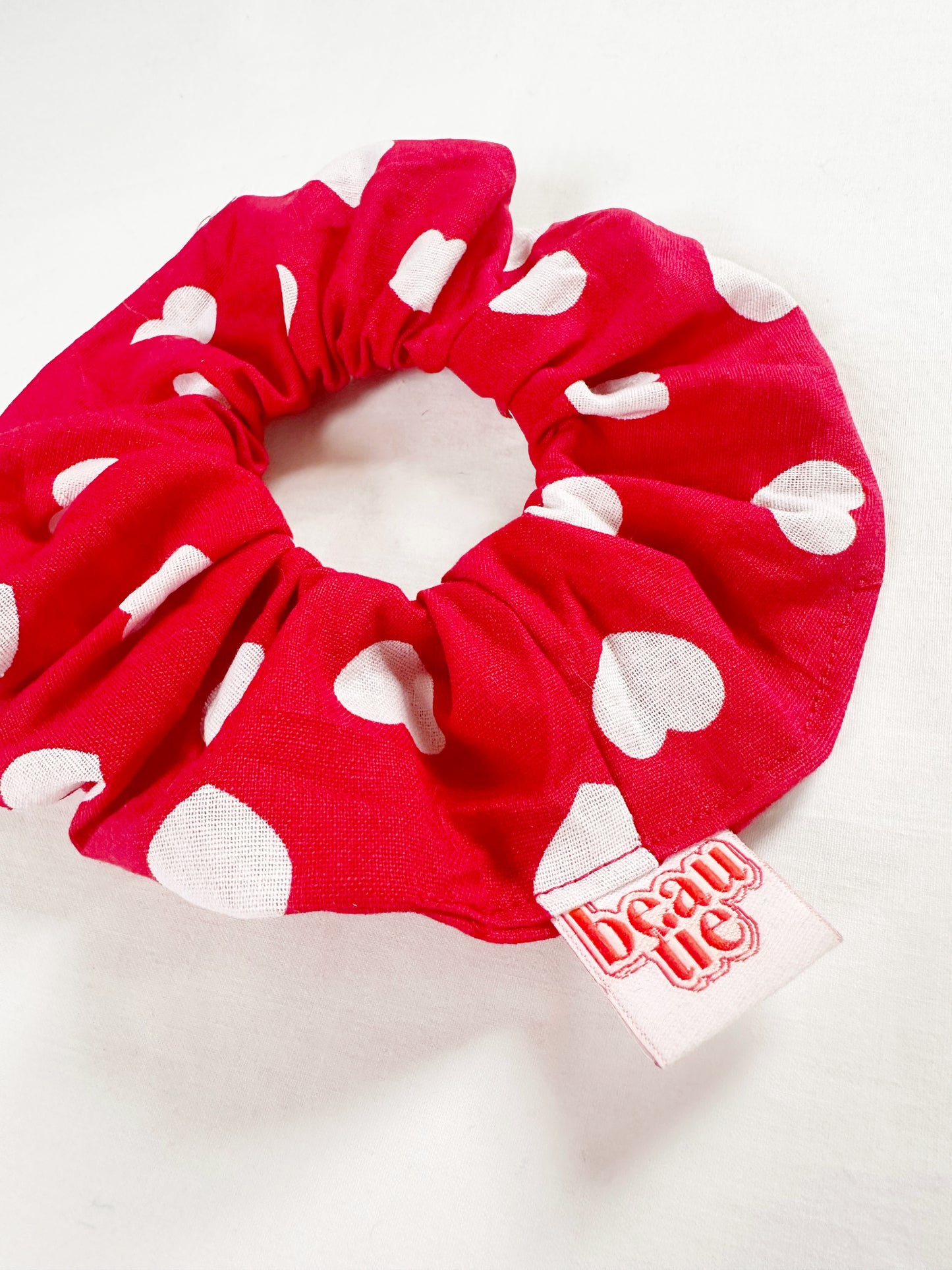 OG scrunchie in cotton heart