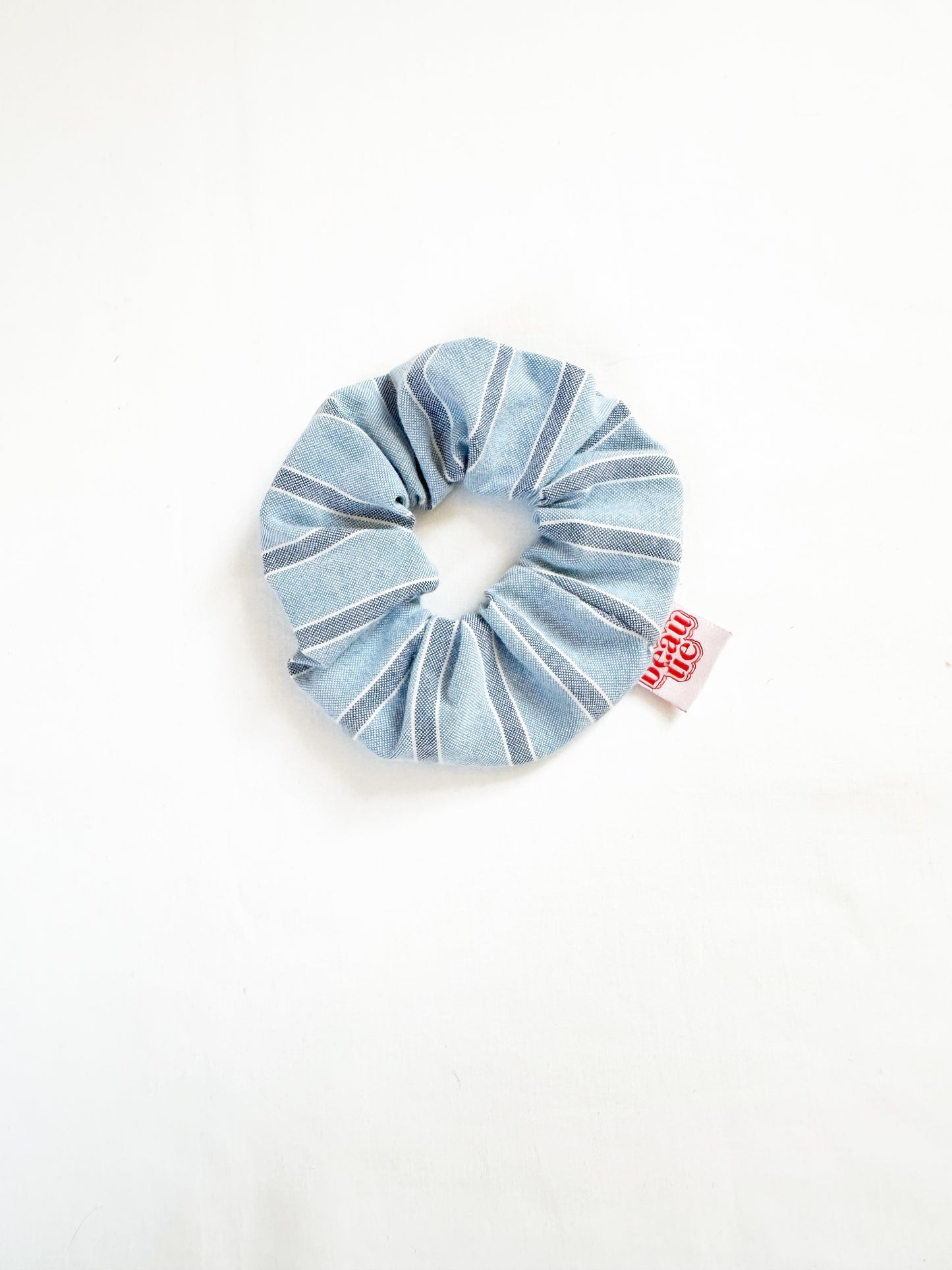Mini scrunchie in blue stripe