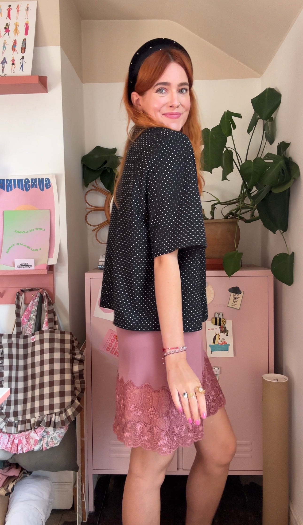 Padded Headband in black studded velvet