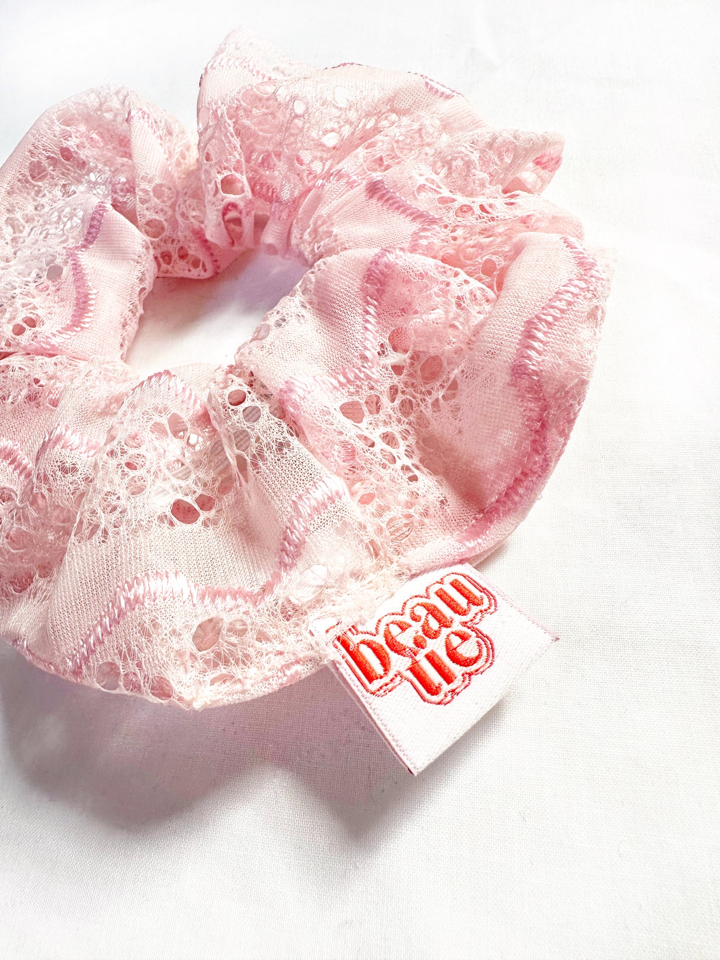 OG scrunchie in pink vintage lace