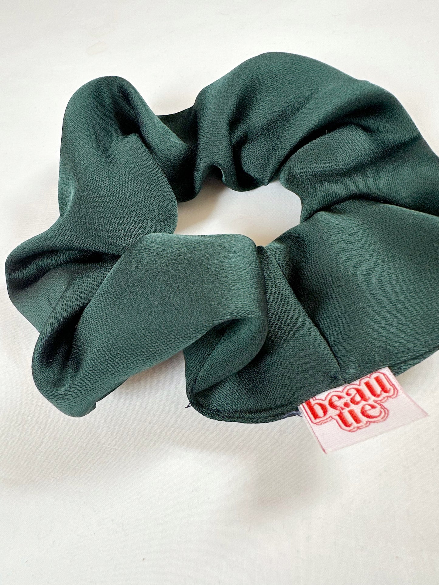 OG scrunchie in forest green silk