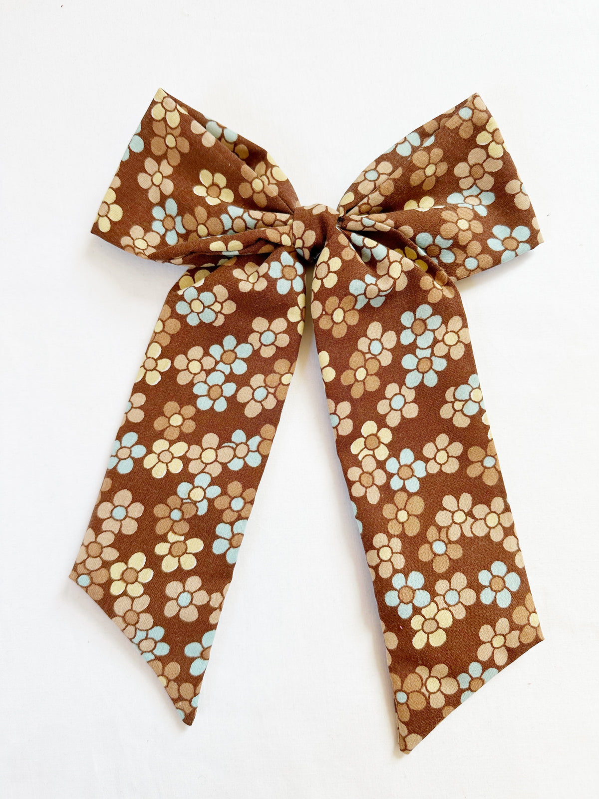 The Power Hair Bow in brown vintage floral
