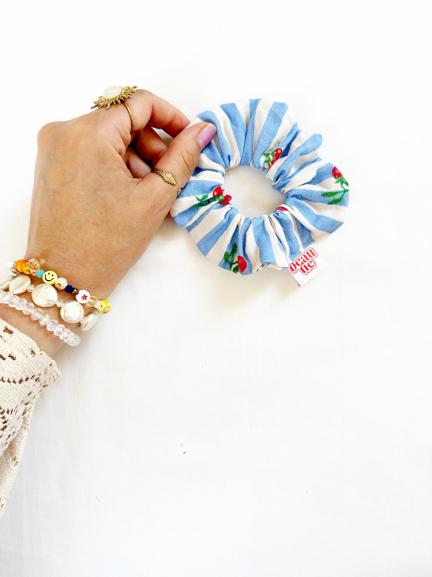 Mini scrunchie in tomato stripe