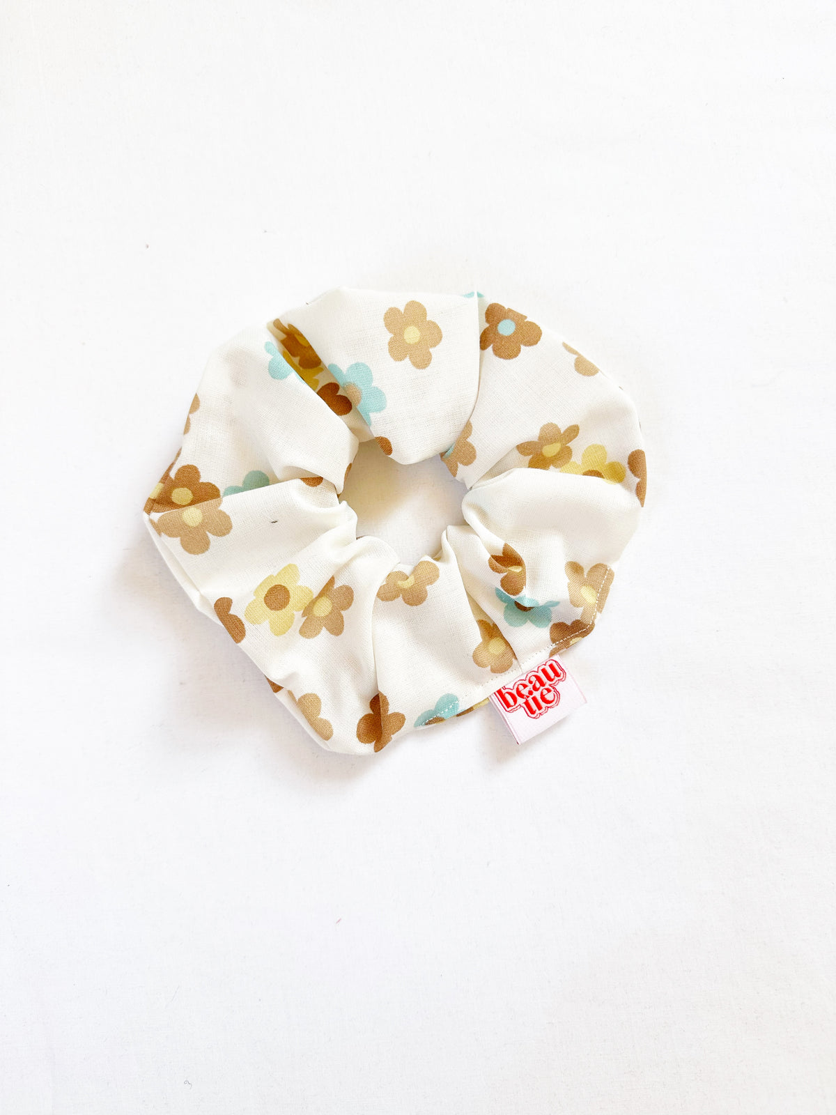 OG scrunchie in vintage blue floral