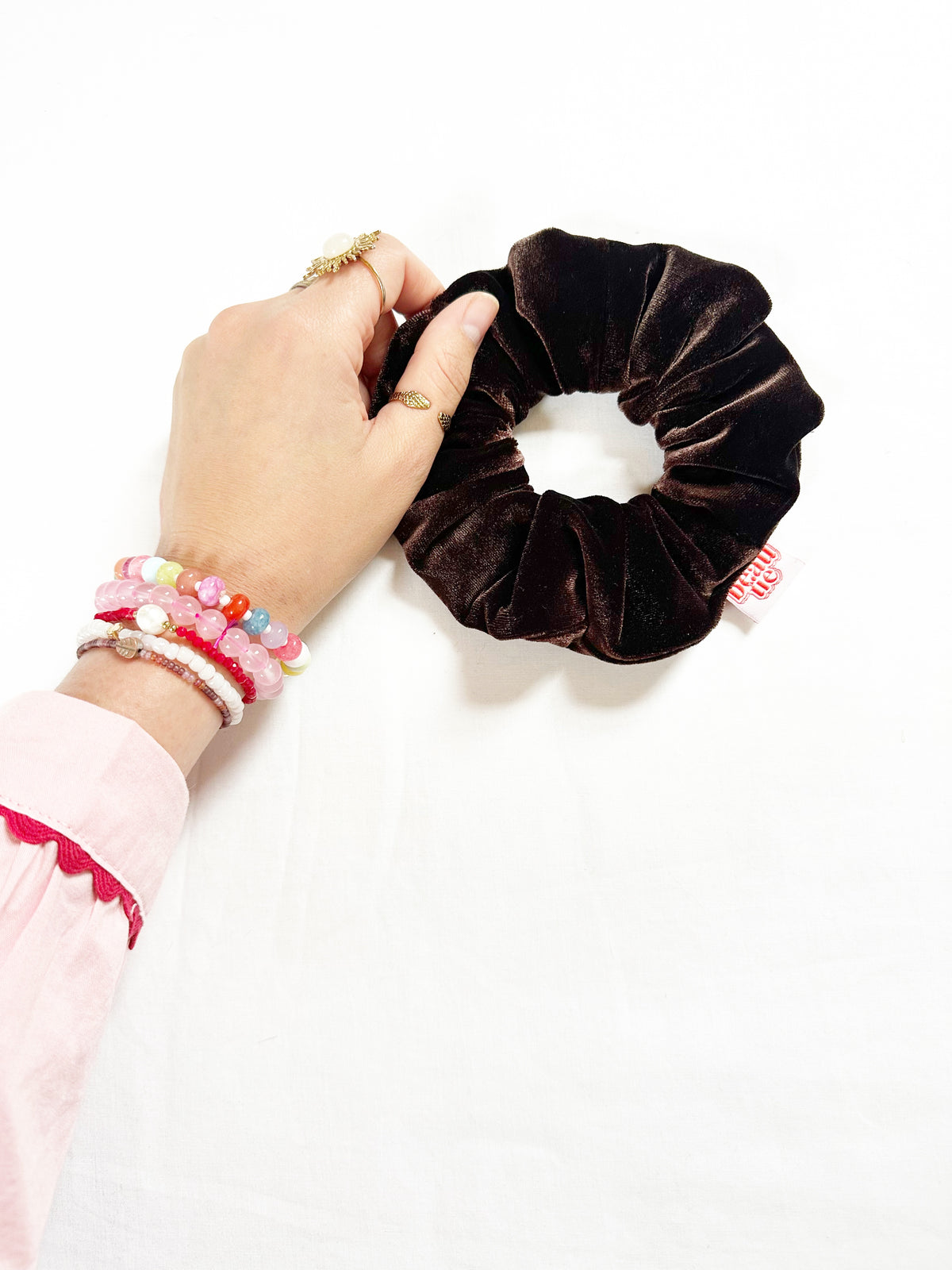 OG scrunchie in brown velvet