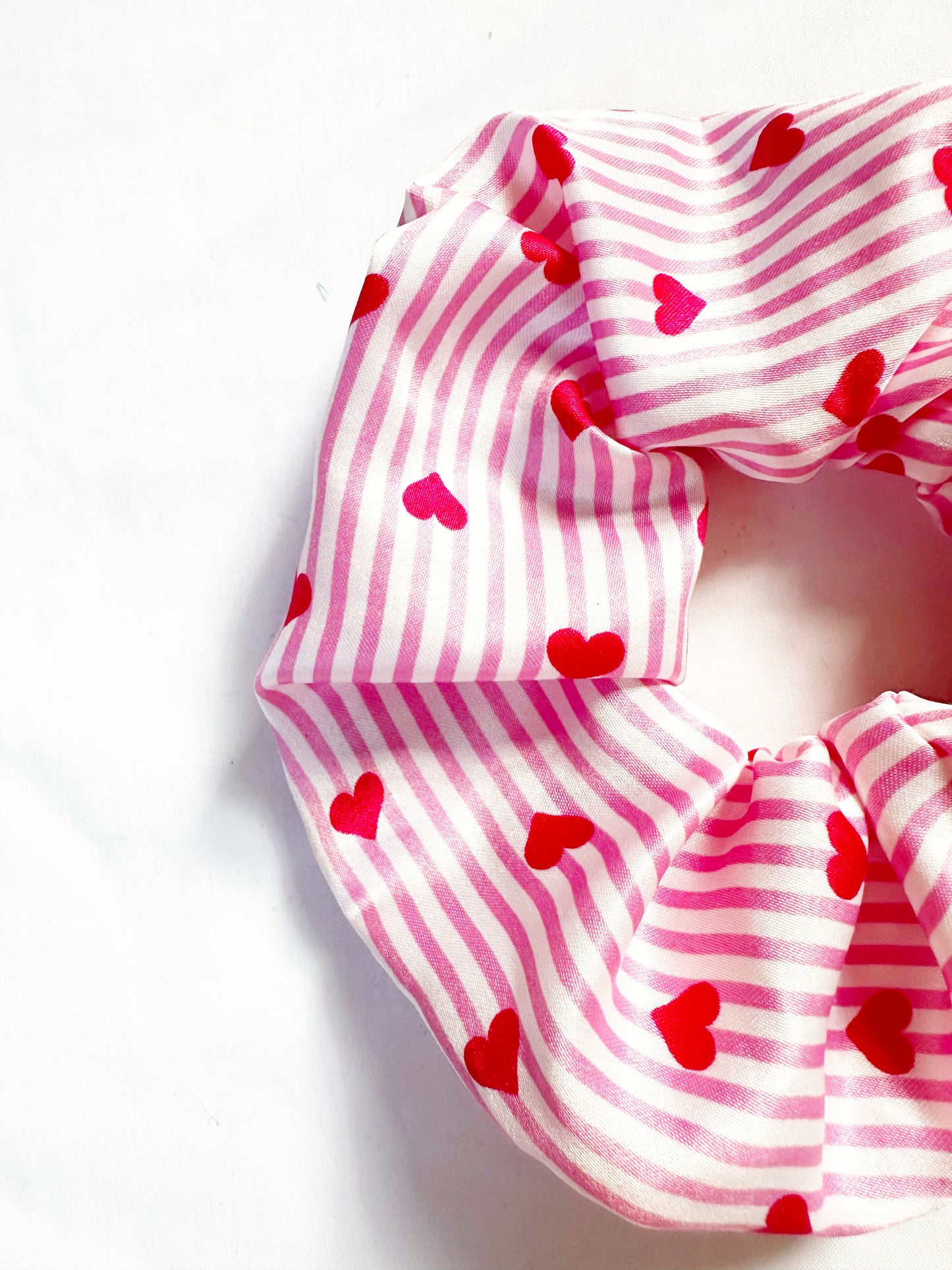 OG scrunchie in heart print