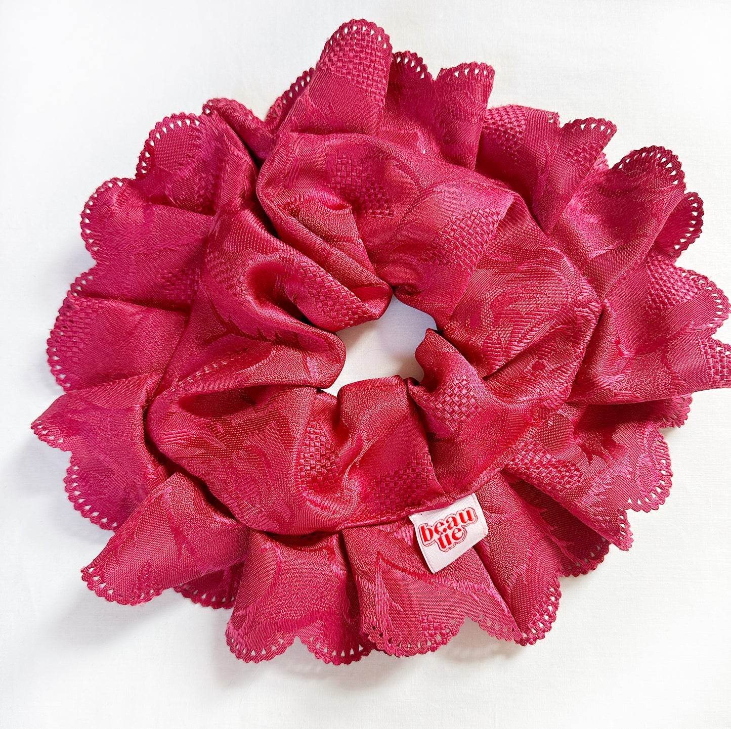 Oversized scallop scrunchie in red floral damask