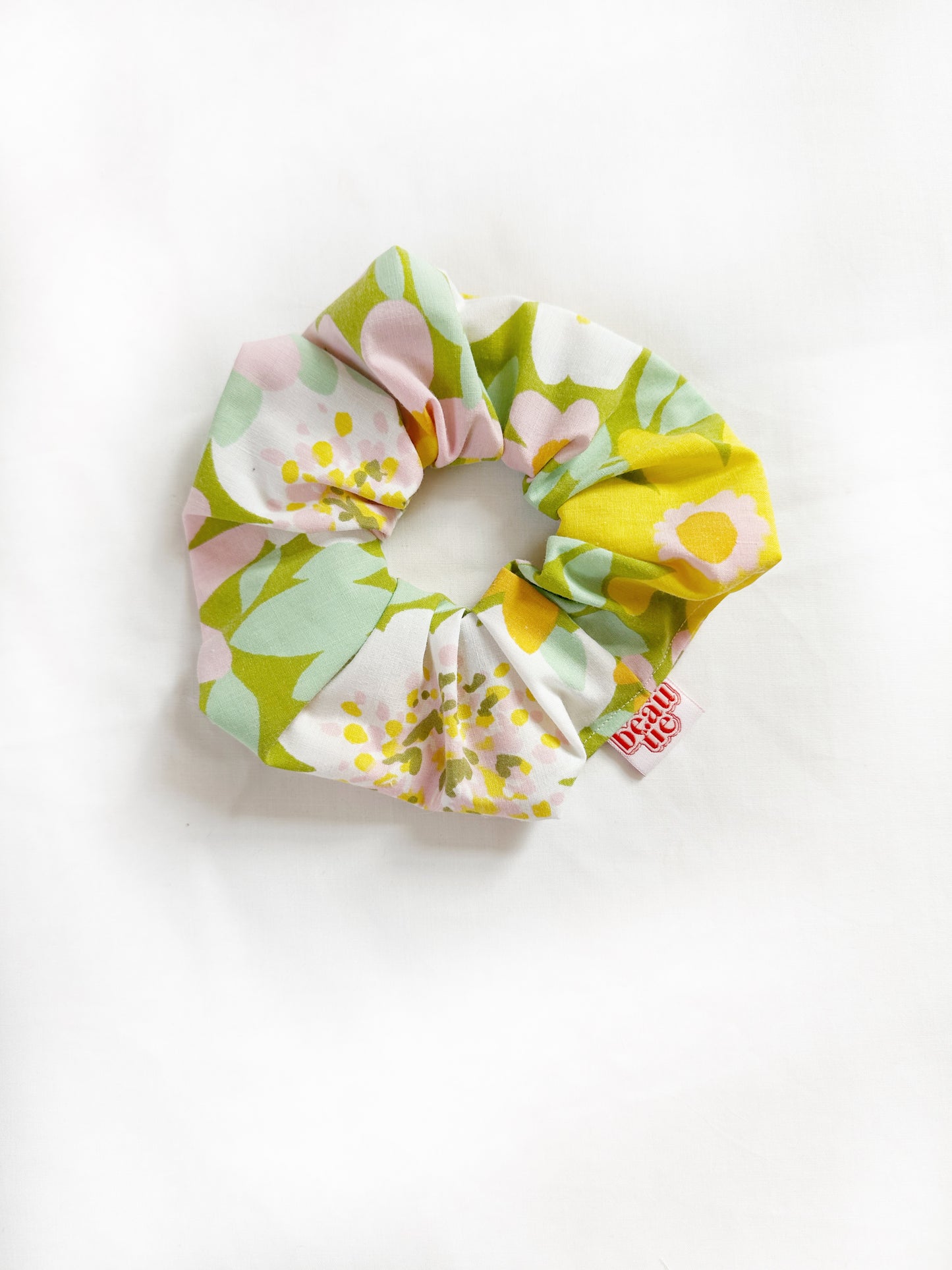 The OG scrunchie in Flower Power
