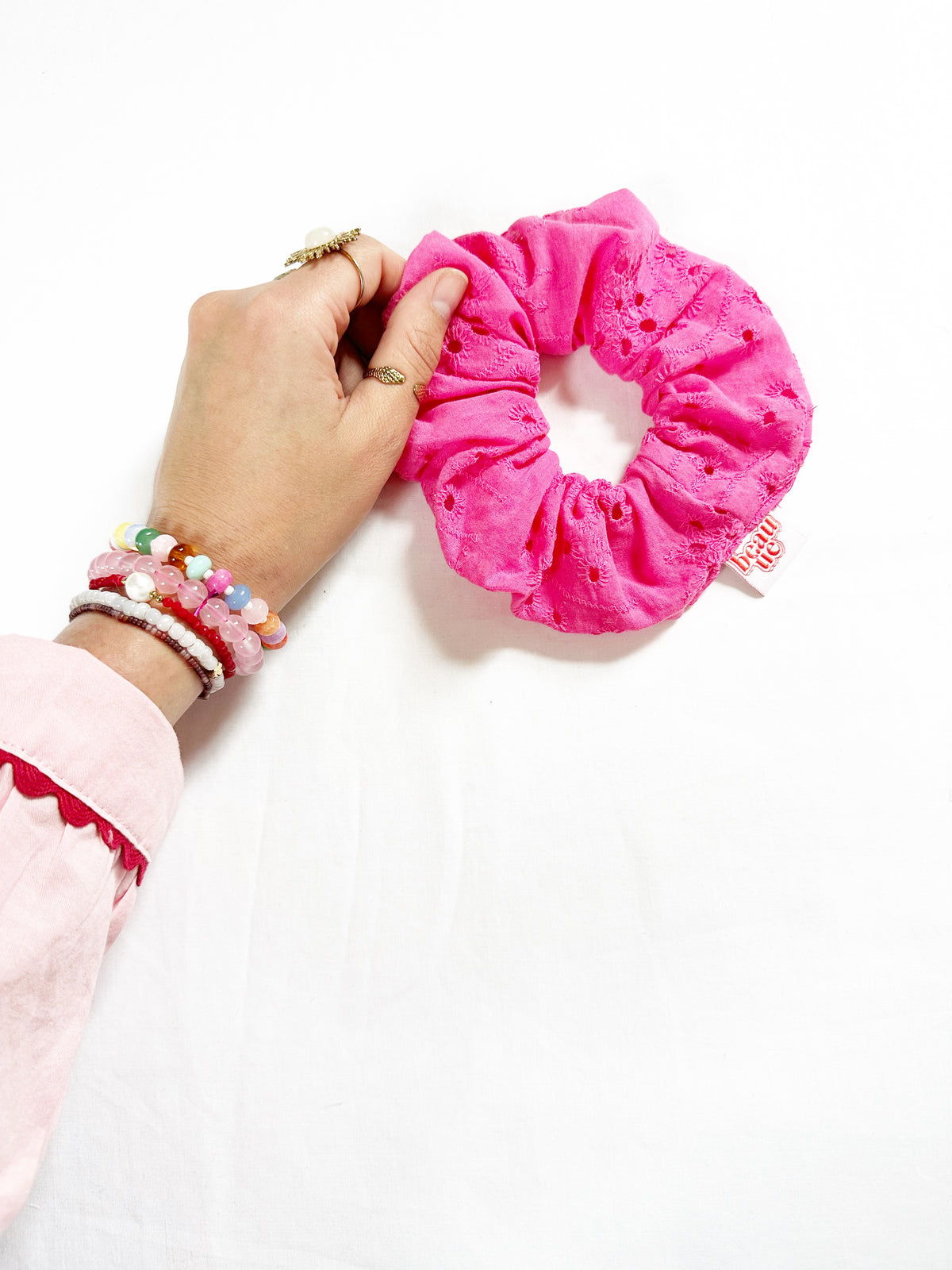 OG scrunchie in hot pink Broderie