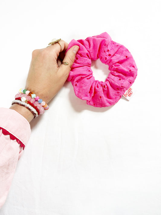 OG scrunchie in hot pink Broderie