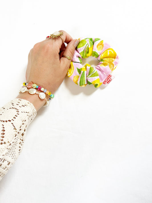 Mini scrunchie in lemon