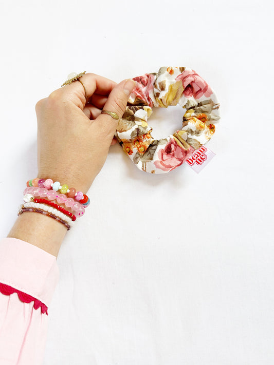 Mini scrunchie in vintage rose