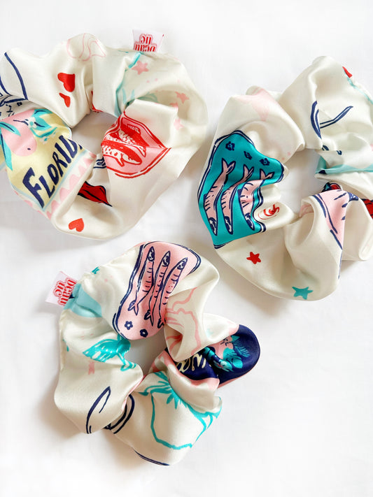 The OG scrunchie in silky sardine